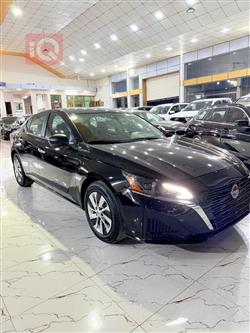 نيسان ألتيما